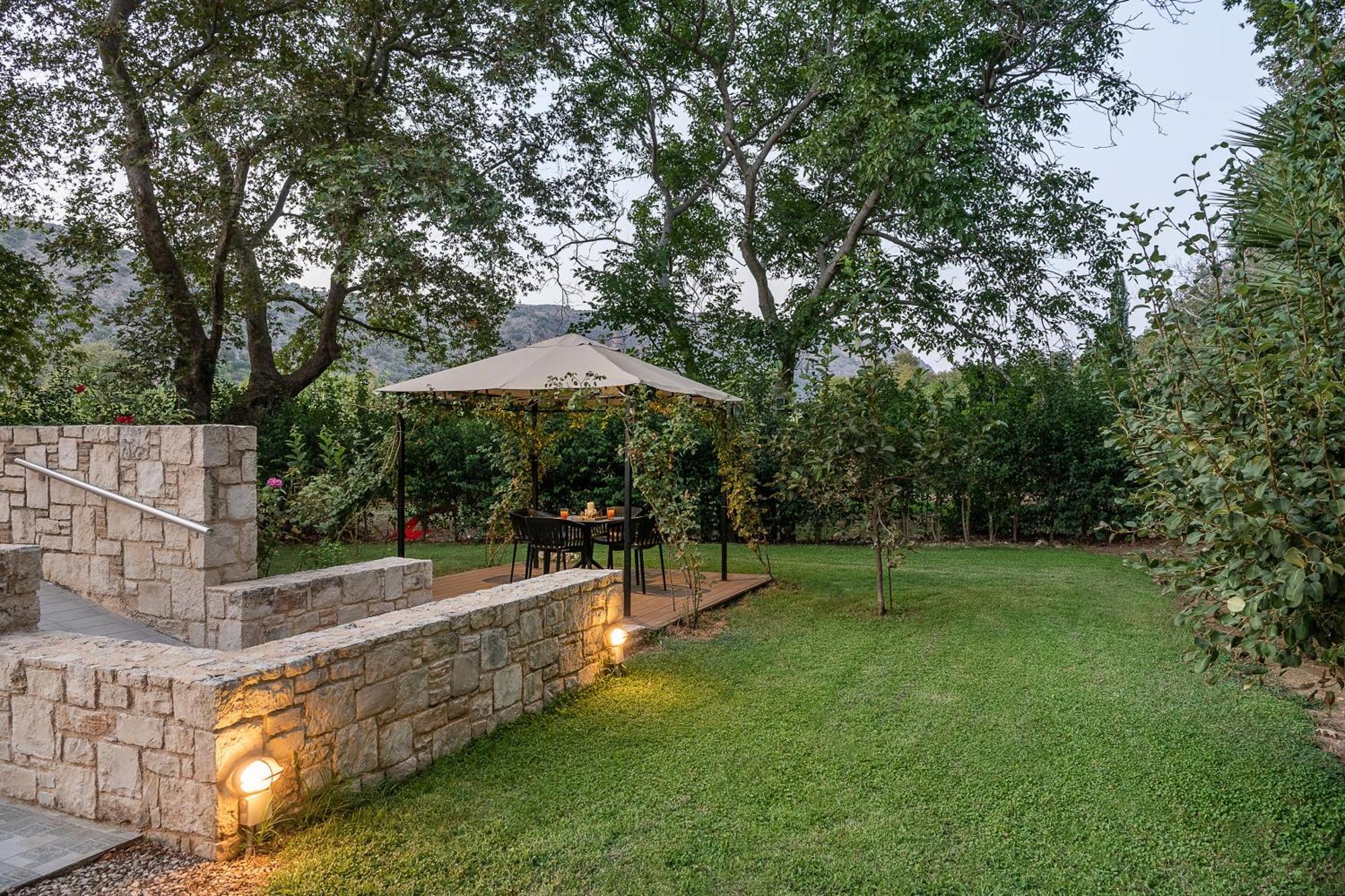 קליבס Villa Nature, Heated Pool מראה חיצוני תמונה